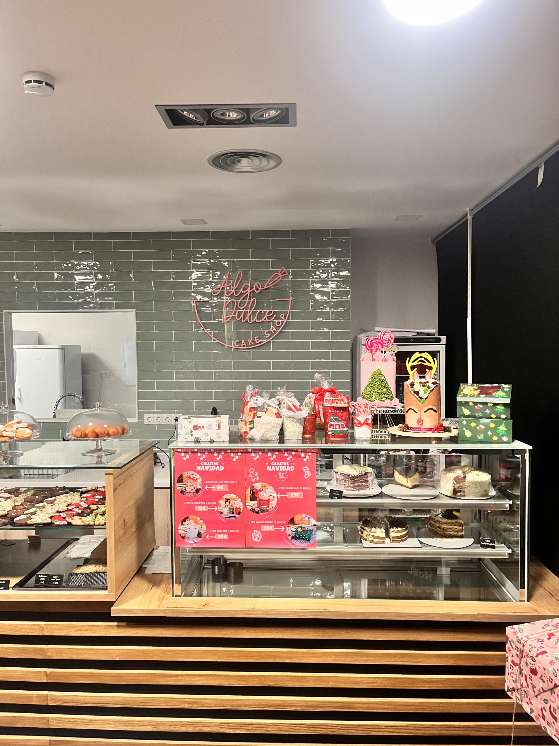 Cafetería con Obrador de Pastelería