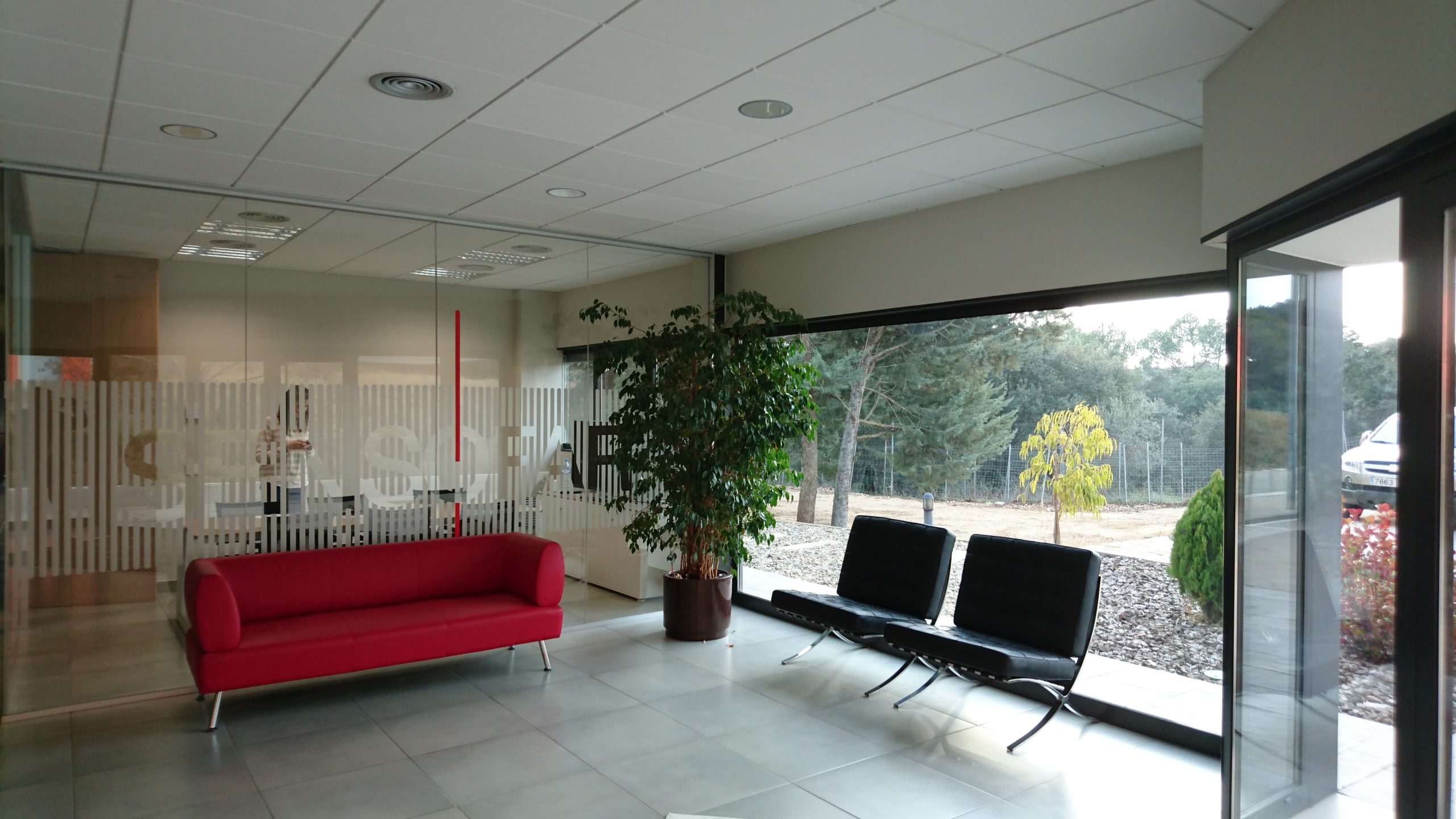 Ampliación de oficinas y laboratorios de Sensofar · Terrassa